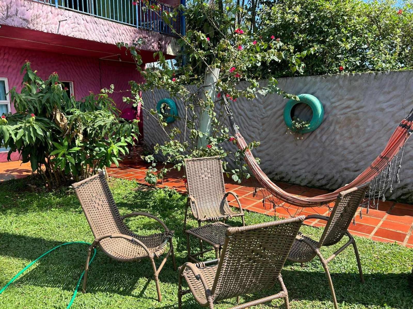 Guembe Al Rio Hostel ปูแอร์โตอีกวาซู ภายนอก รูปภาพ